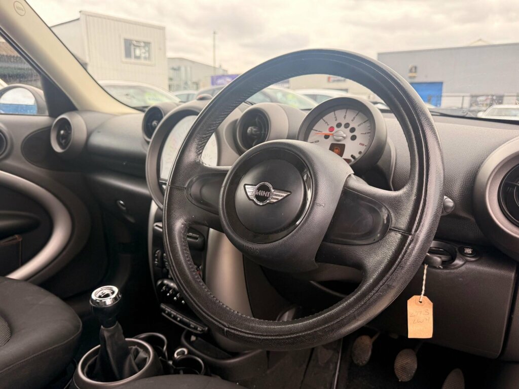 Mini Countryman 2L Cooper D White #16