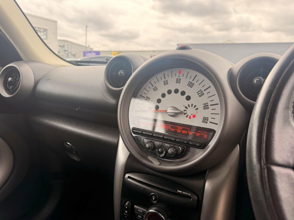 Mini Countryman 2L Cooper D White #21