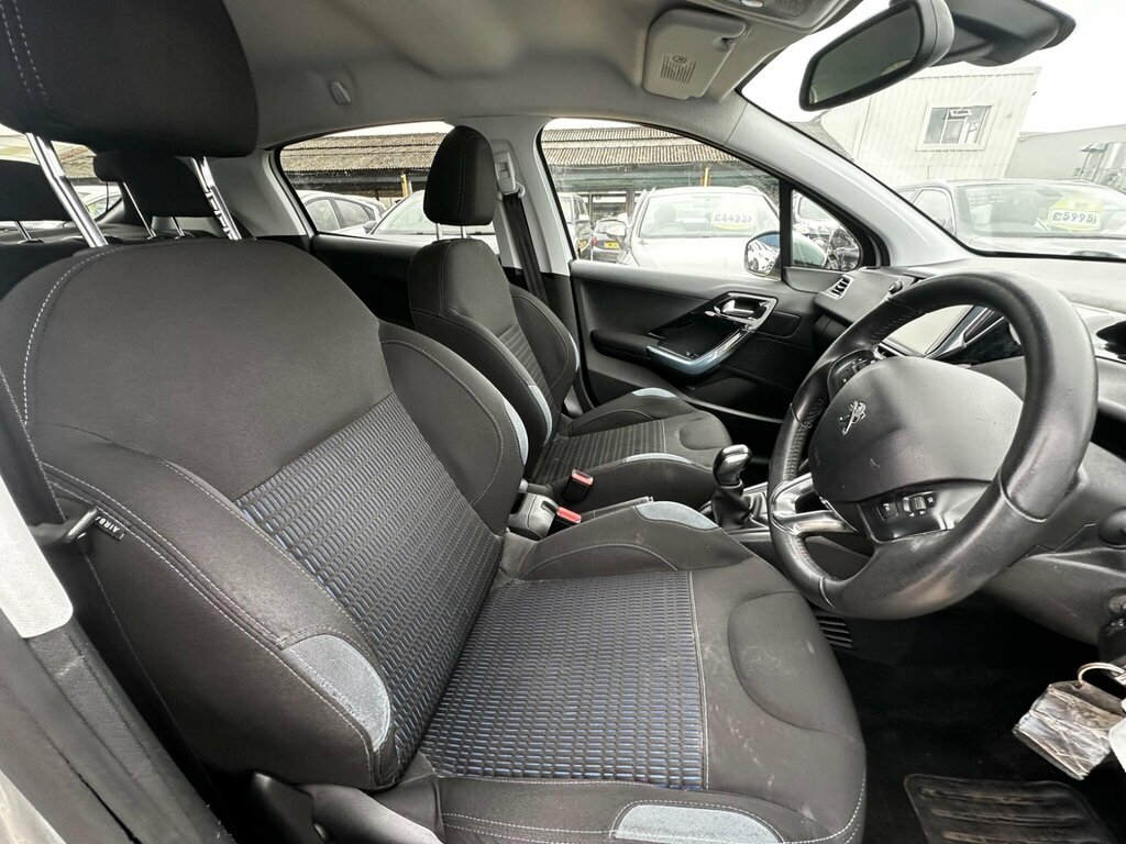 Peugeot 208 Active Blue #14