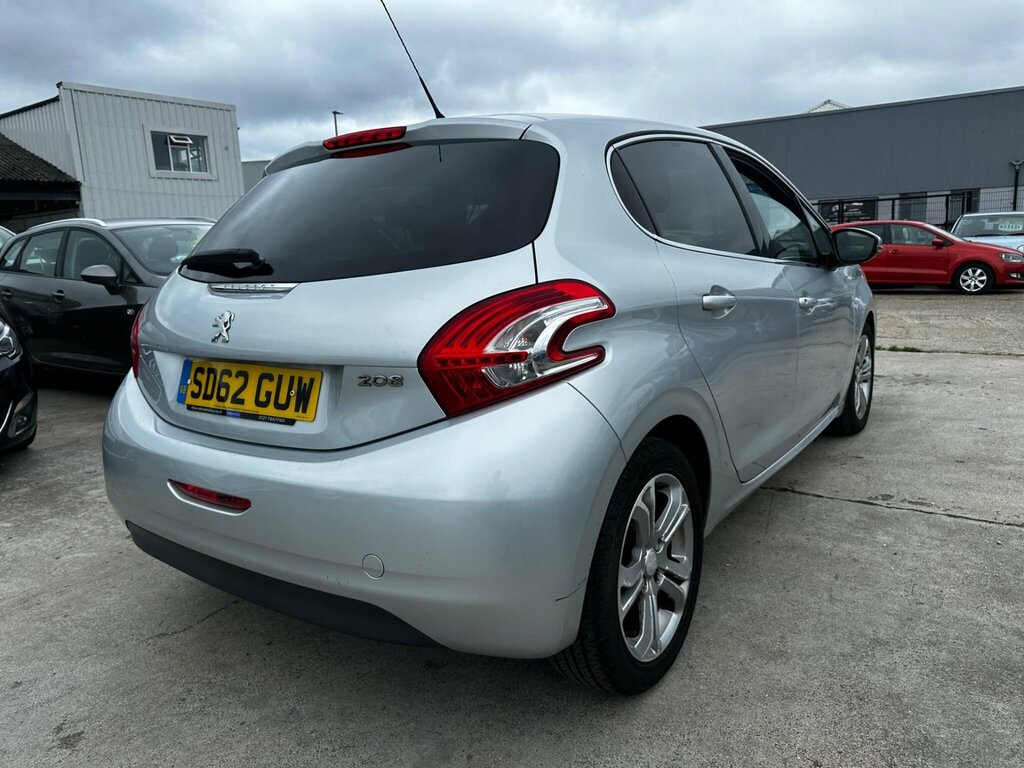 Peugeot 208 Active Blue #5
