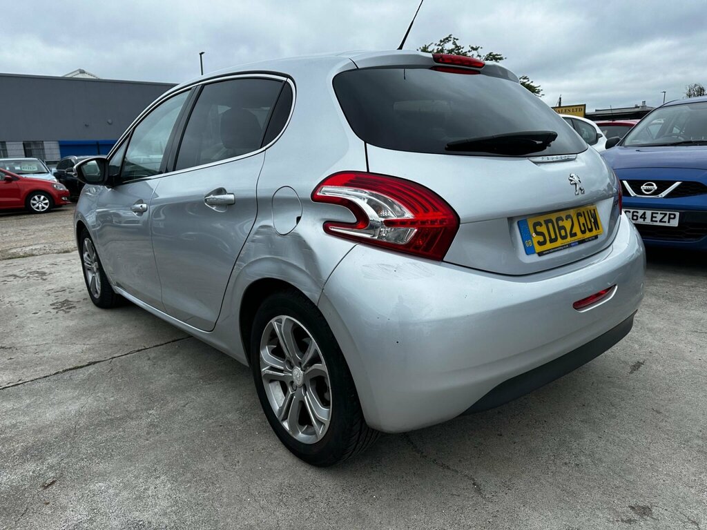 Peugeot 208 Active Blue #6