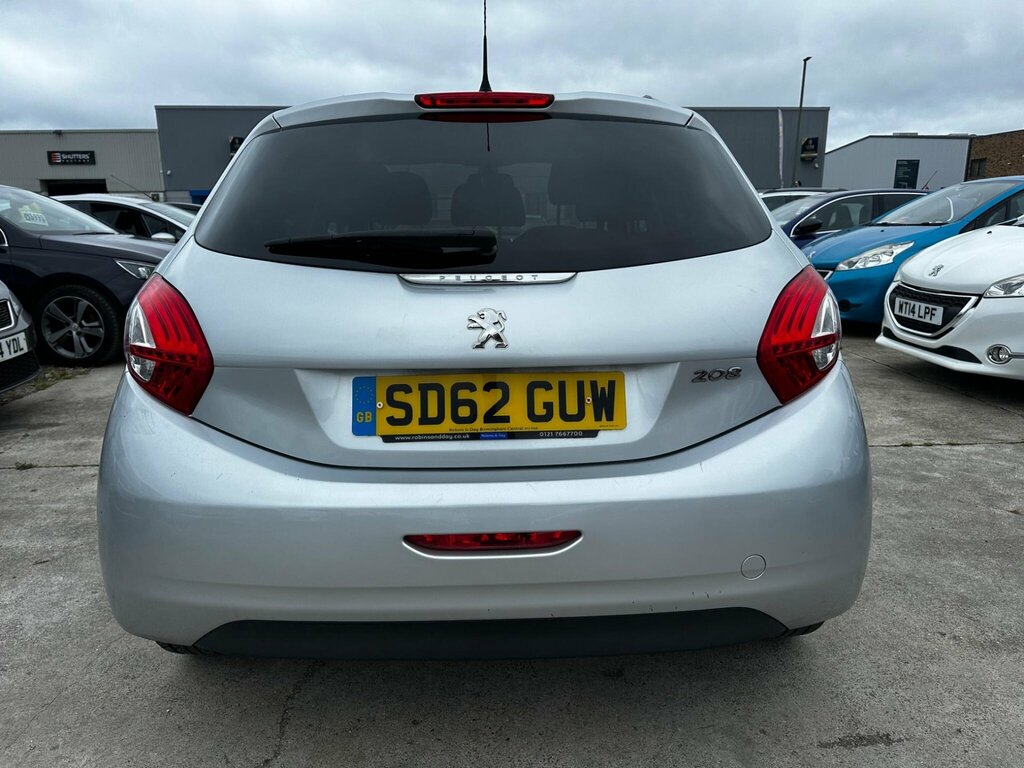 Peugeot 208 Active Blue #11