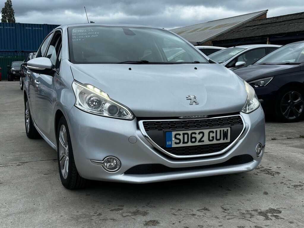 Peugeot 208 Active Blue #1