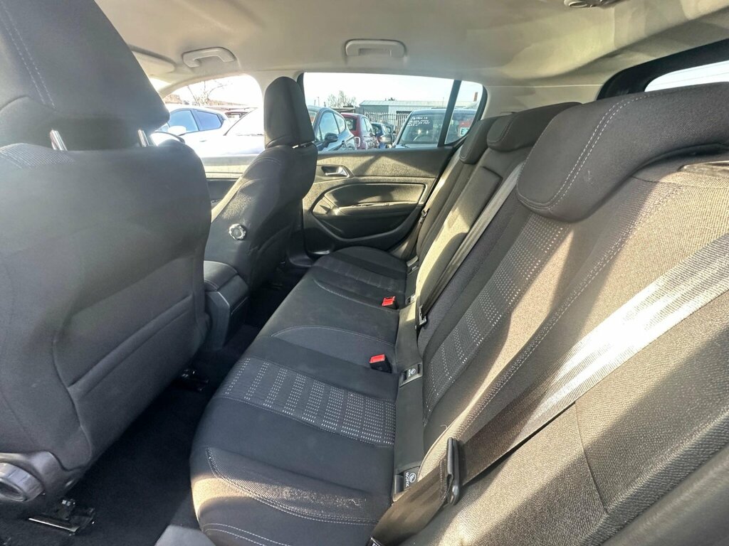 Peugeot 308 1.2 Puretech Allure Red #30