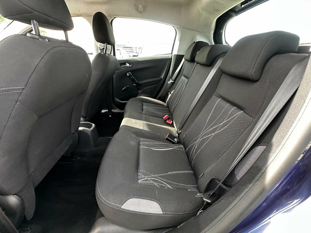 Peugeot 208 1.4 Hdi Active Silver #28