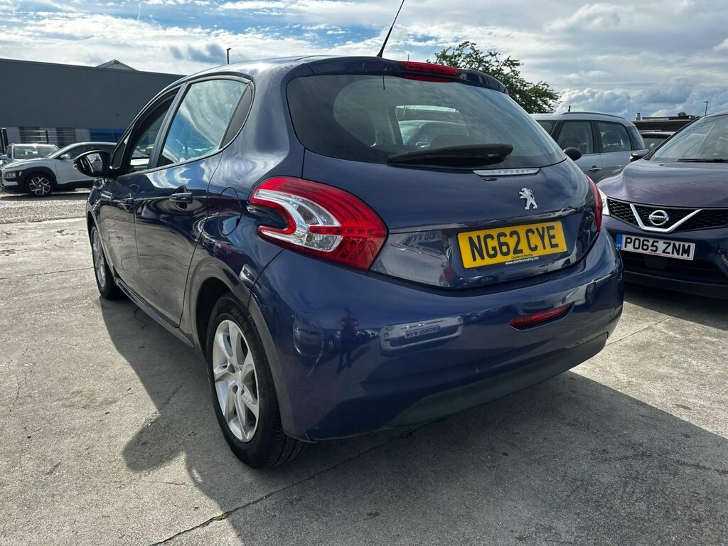 Peugeot 208 1.4 Hdi Active Silver #8