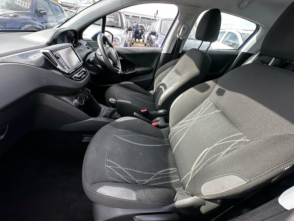 Peugeot 208 1.4 Hdi Active Silver #27