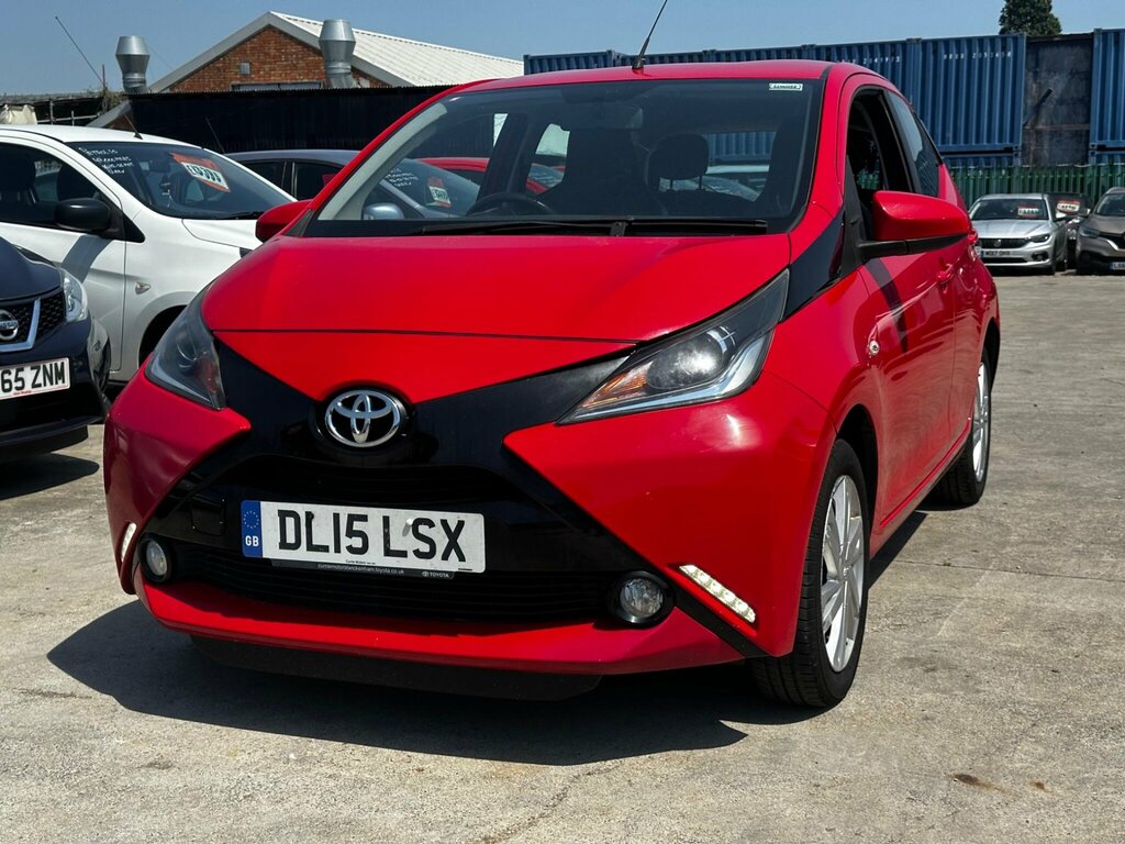 Toyota Aygo 1.0 Vvt-i X-pression X-wave Euro 5 Euro 5 Red #2