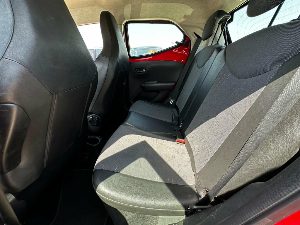 Toyota Aygo Hatchback Grey #25