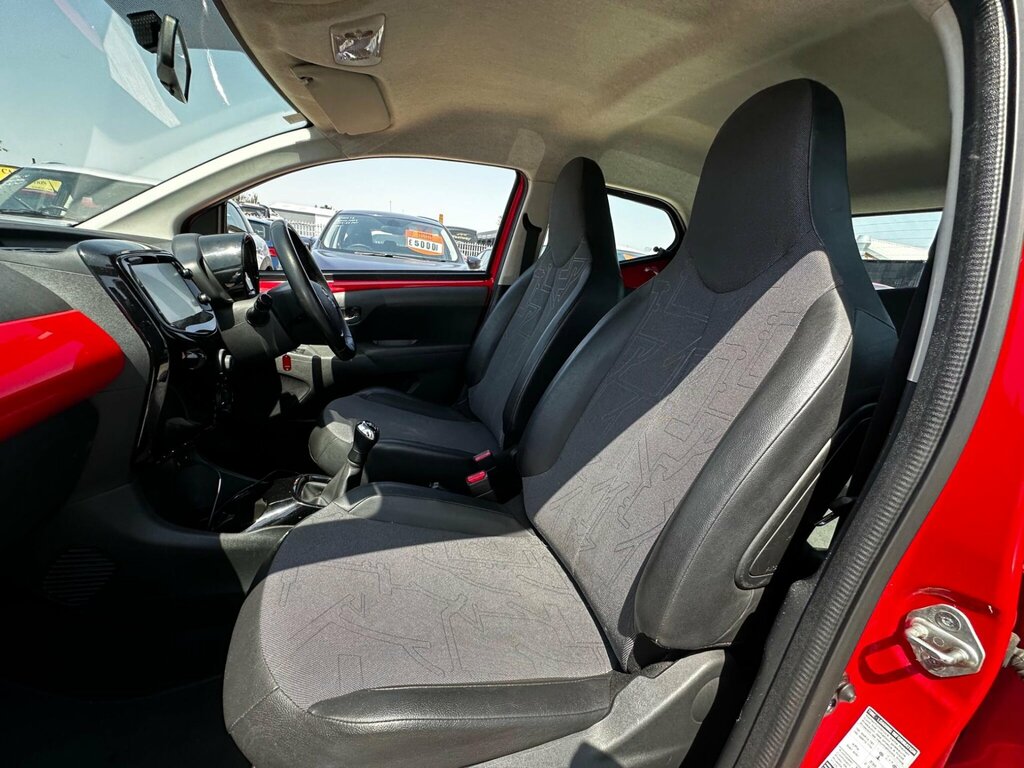 Toyota Aygo Hatchback Grey #20