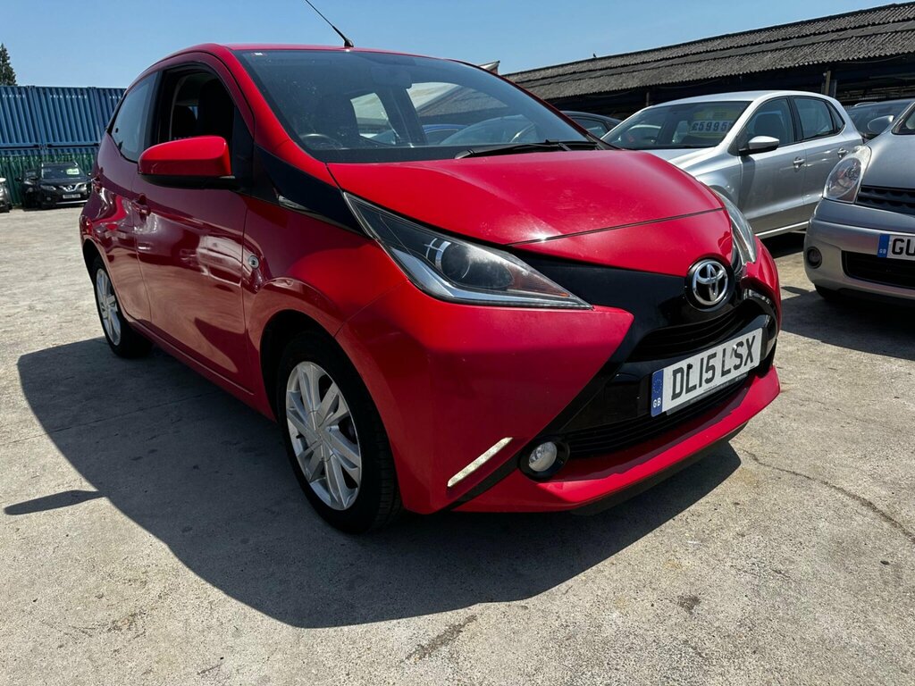 Toyota Aygo 1.0 Vvt-i X-pression X-wave Euro 5 Euro 5 Red #3
