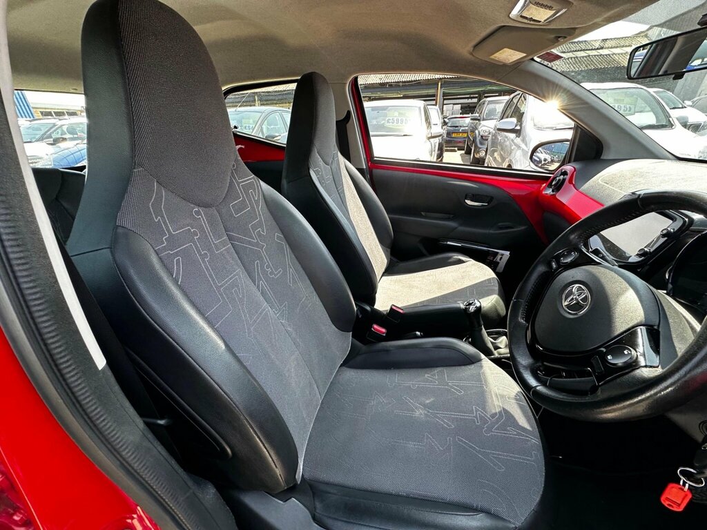 Toyota Aygo Hatchback Grey #15