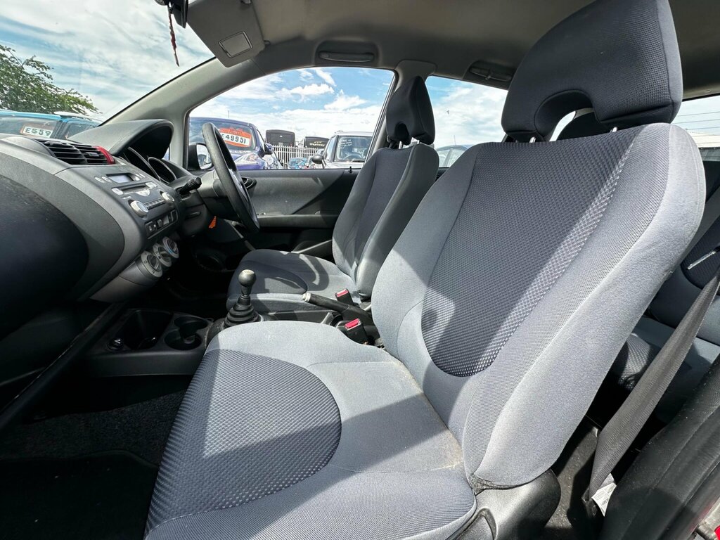 Honda Jazz 1.4 I-dsi Se Cvt-7 Silver #22