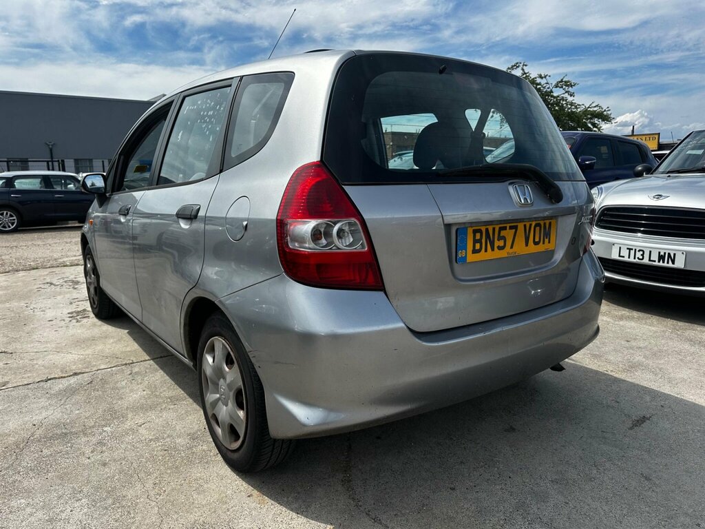 Honda Jazz 1.4 I-dsi Se Cvt-7 Silver #7