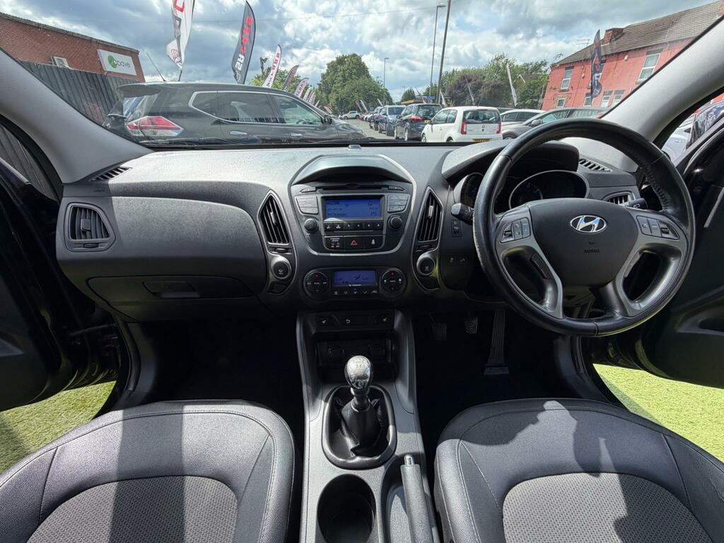 Hyundai Ix35 1.7 Crdi Se Suv Euro 5 Ss 11 EA63YUD Black #2