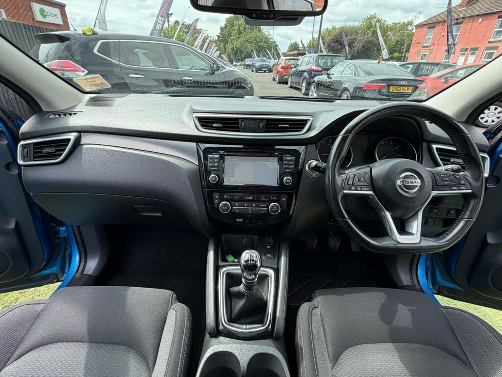 Nissan Qashqai 1.3 Dig-t N-connecta Suv Euro 6 FY68BKK Blue #2