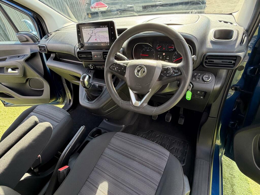 Vauxhall Combo Life 1.5 Turbo D Blueinjection Energy Mpv Ma EP19VCL Blue #3