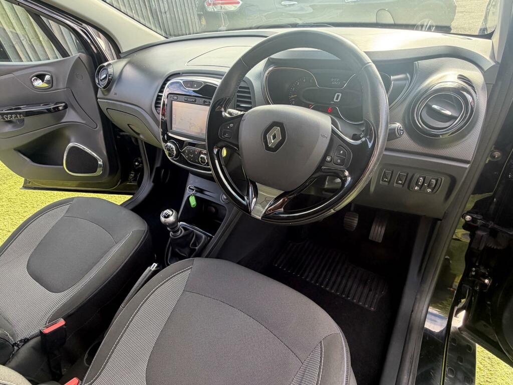 Renault Captur 1.5 Dci Energy Dynamique S Nav Suv Manu PJ65LBY Black #3