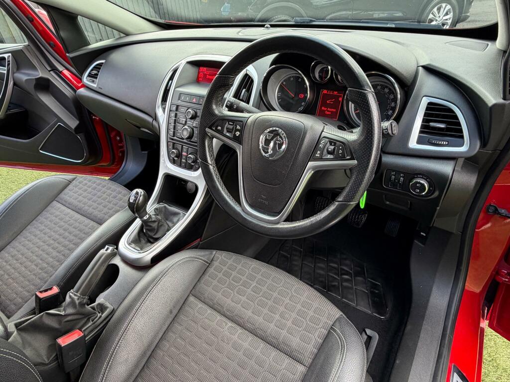 Vauxhall Astra GTC 1.7 Cdti Ecoflex 109G Sri Coupe Red #3