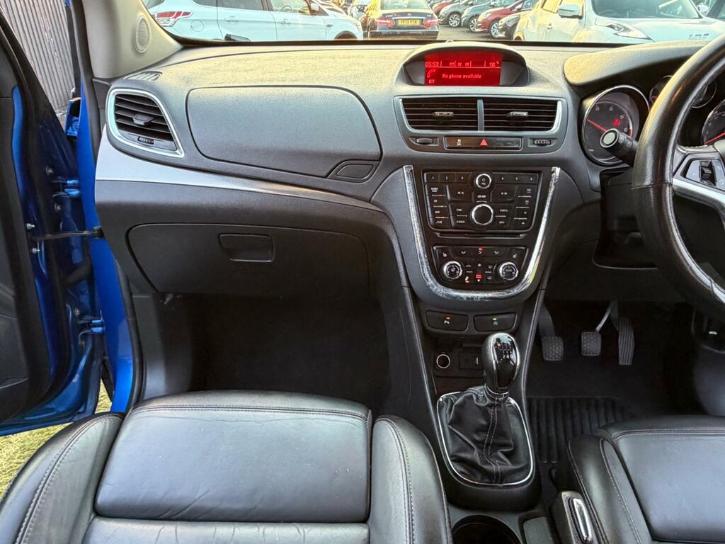Vauxhall Mokka White #37