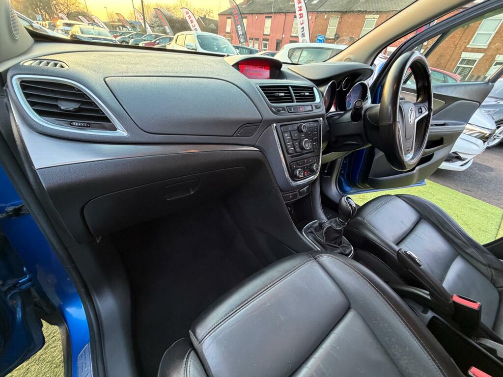 Vauxhall Mokka White #39