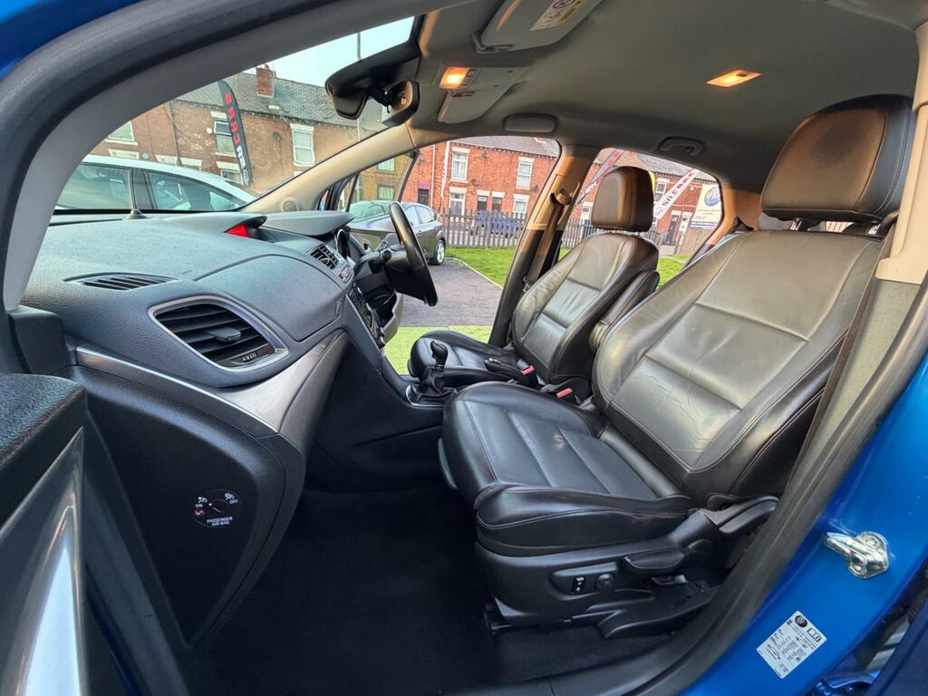 Vauxhall Mokka White #29