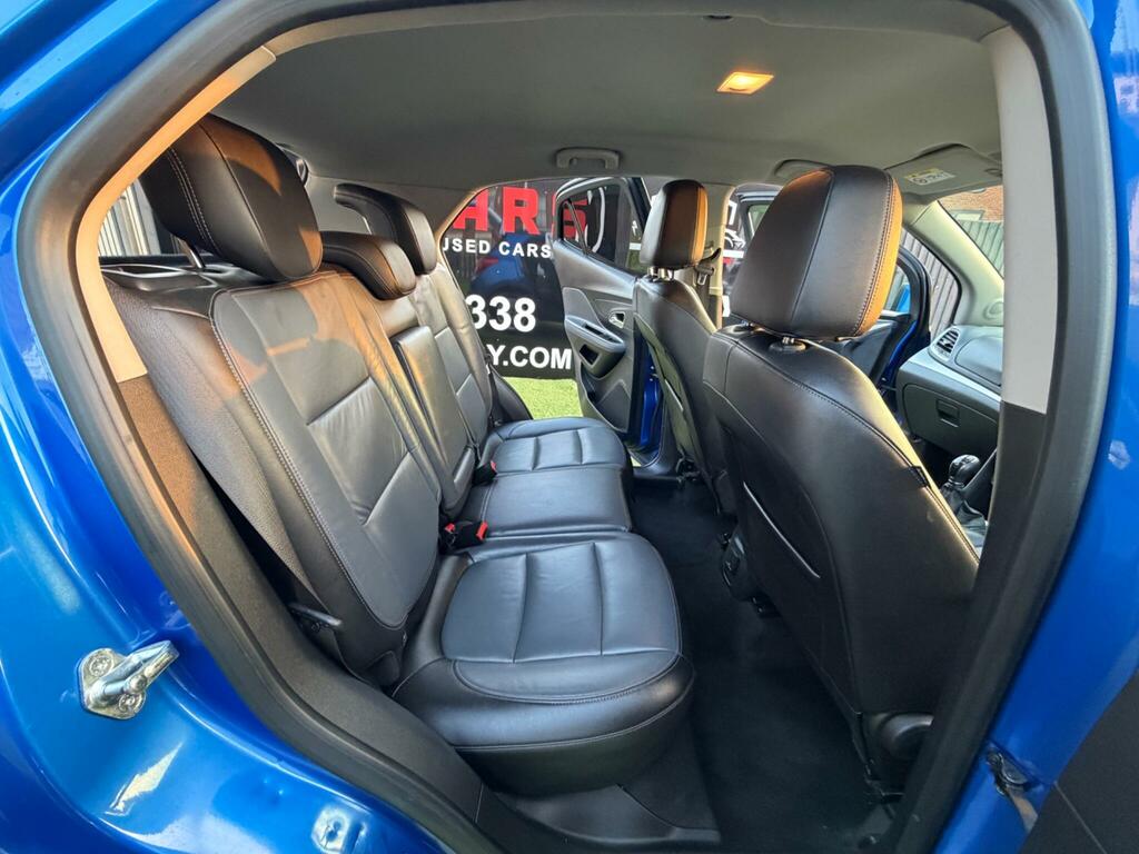 Vauxhall Mokka White #31