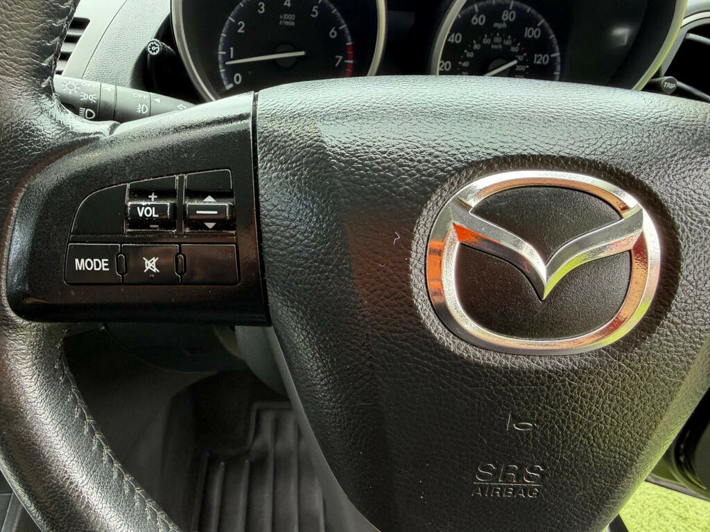 Mazda 3 1.6 Tamura 4X Services White #37
