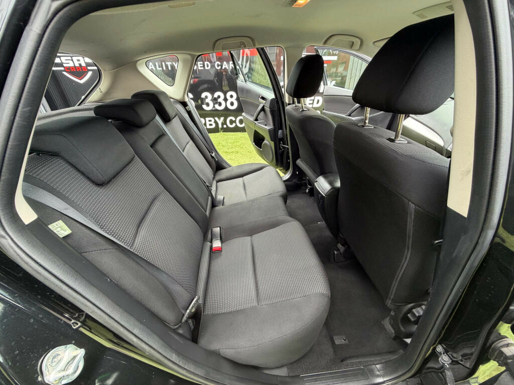 Mazda 3 1.6 Tamura 4X Services White #21