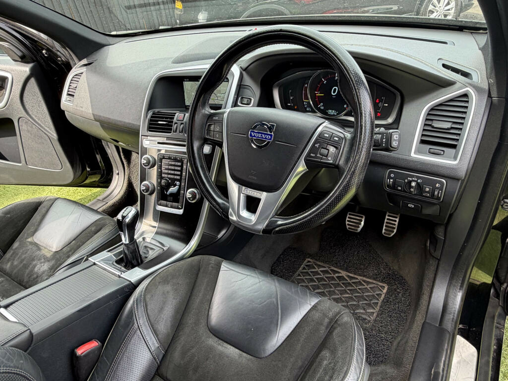 Volvo XC60 2.0 D4 R-design Nav Suv Euro 6 Black #3