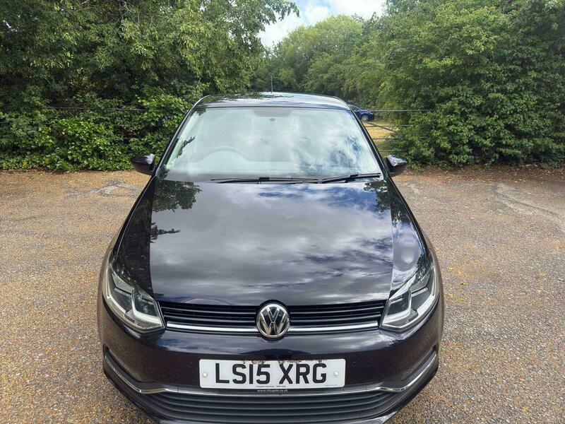 Volkswagen Polo 1.2 Tsi Bluemotion Tech Black #2