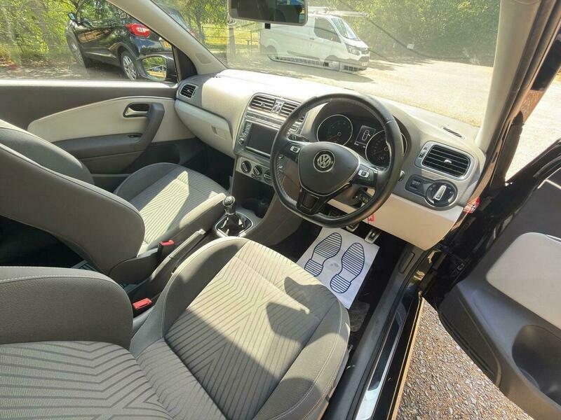 Volkswagen Polo 1.0 Se White #23