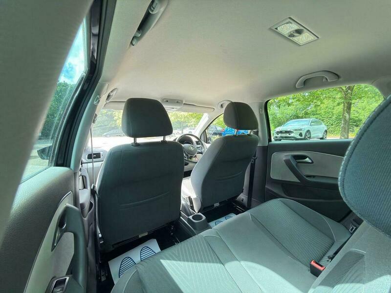 Volkswagen Polo 1.0 Se White #26
