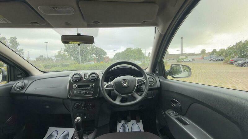 Dacia Sandero 1.2 16V Ambiance Red #19