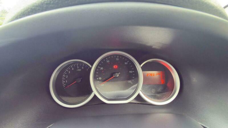 Dacia Sandero 1.2 16V Ambiance Red #35