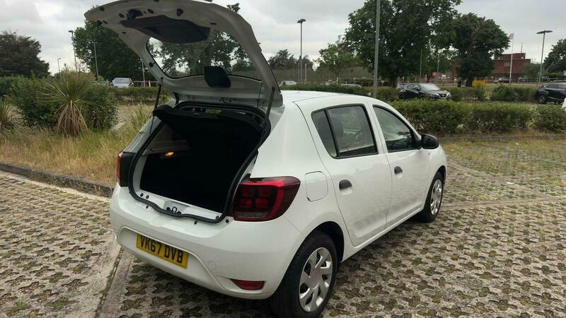 Dacia Sandero 1.2 16V Ambiance Red #17