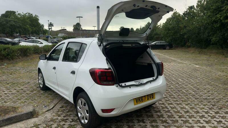 Dacia Sandero 1.2 16V Ambiance Red #10