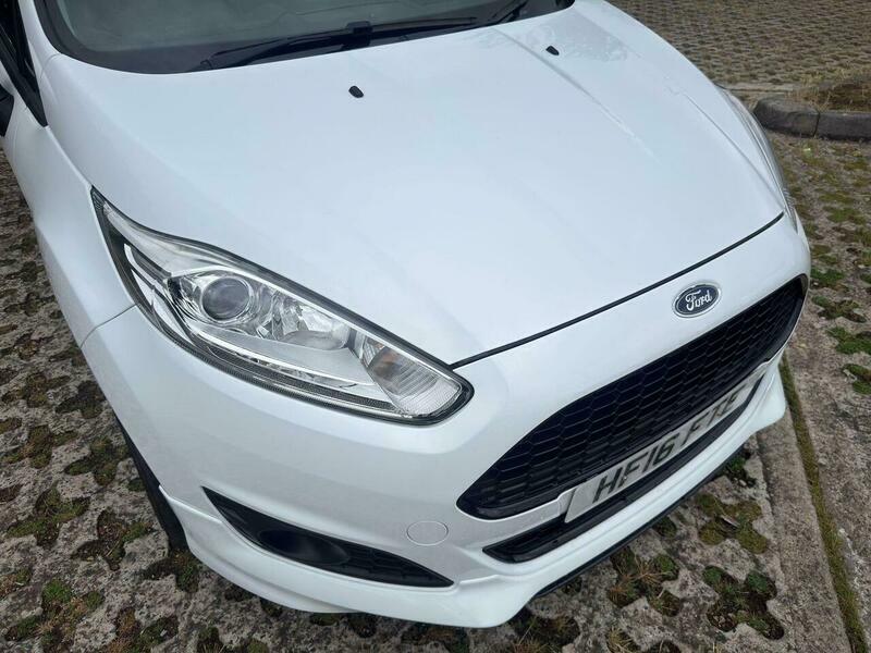 Ford Fiesta 1.0T Ecoboost Zetec S White #5