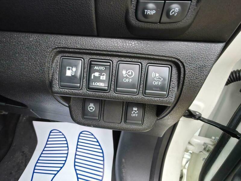 Nissan Leaf Tekna Black #37