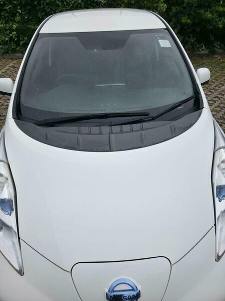 Nissan Leaf Tekna Black #18