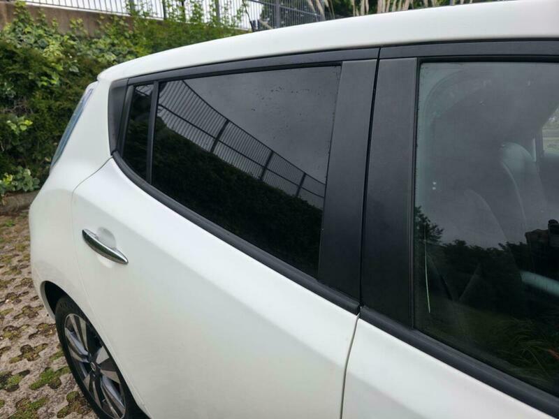 Nissan Leaf Tekna Black #17