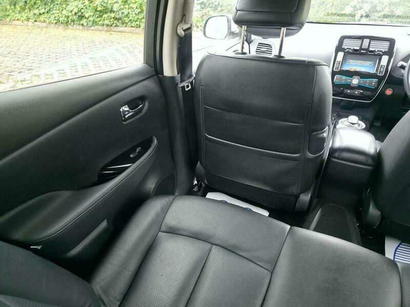 Nissan Leaf Tekna Black #55