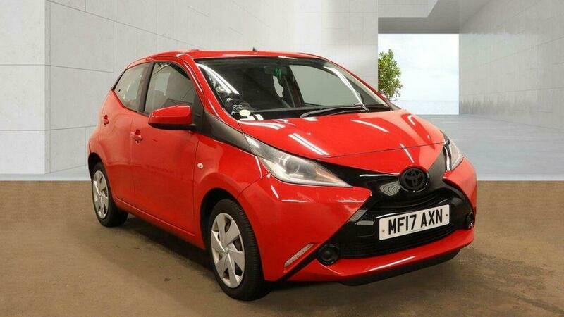 Toyota Aygo 1.0 Vvt-i X-play Euro Red