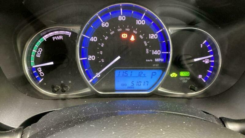 Toyota Yaris Hatchback Red #12