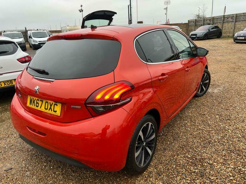 Peugeot 208 1.2 Puretech Allure Premium WK67OXQ Orange #5