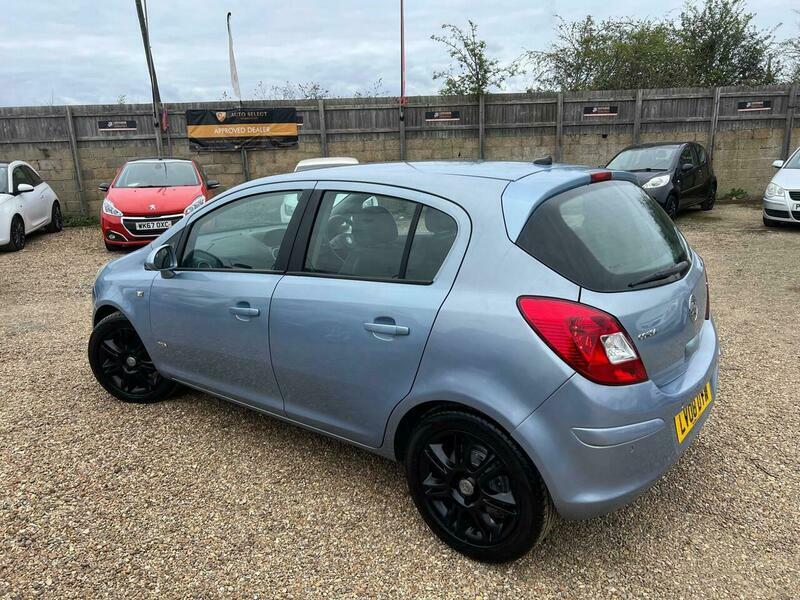 Vauxhall Corsa 1.4I 16V Design Blue #2