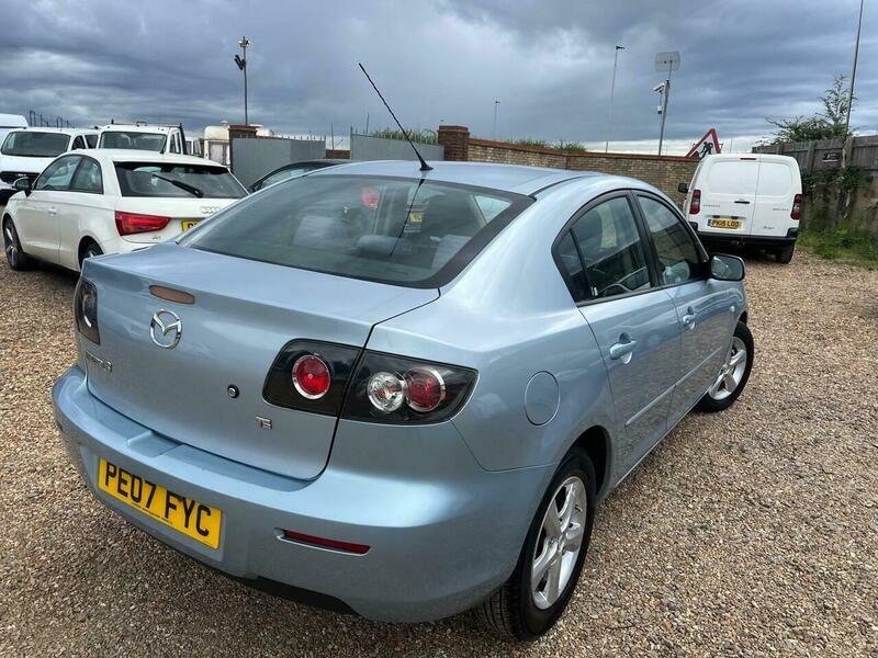 Mazda 3 1.6 Ts Silver #4