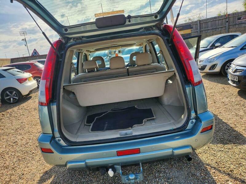 Nissan X-Trail Se Green #19