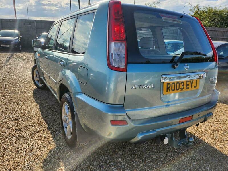 Nissan X-Trail Se Green #9