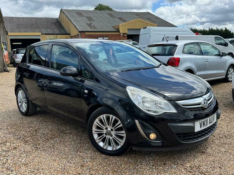 Vauxhall Corsa 1.4I 16V Sxi Black #5